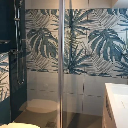 Moderne Et Lumineux Proche Croisette A0b132 Cannes