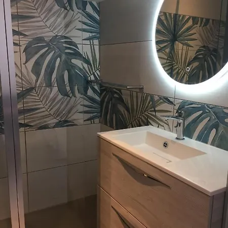 Apartment Moderne Et Lumineux Proche Croisette A0b132 Cannes